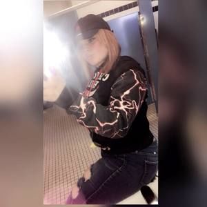 Meet your Posher, Janessa